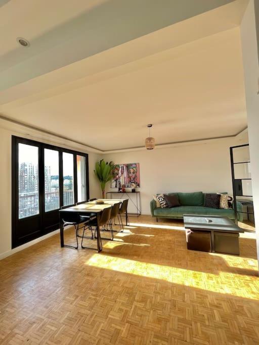 Magnifique Appartement Neuilly Sur Marne Entre Paris Et Disneyland Exterior photo