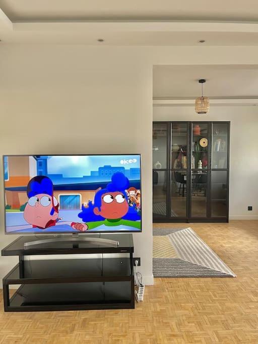Magnifique Appartement Neuilly Sur Marne Entre Paris Et Disneyland Exterior photo